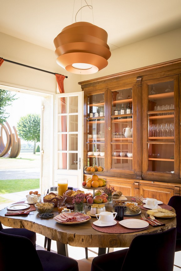 petit-déjeuner servi au Château Malescasse lors de votre séjour dans notre château d'hôtes en médoc